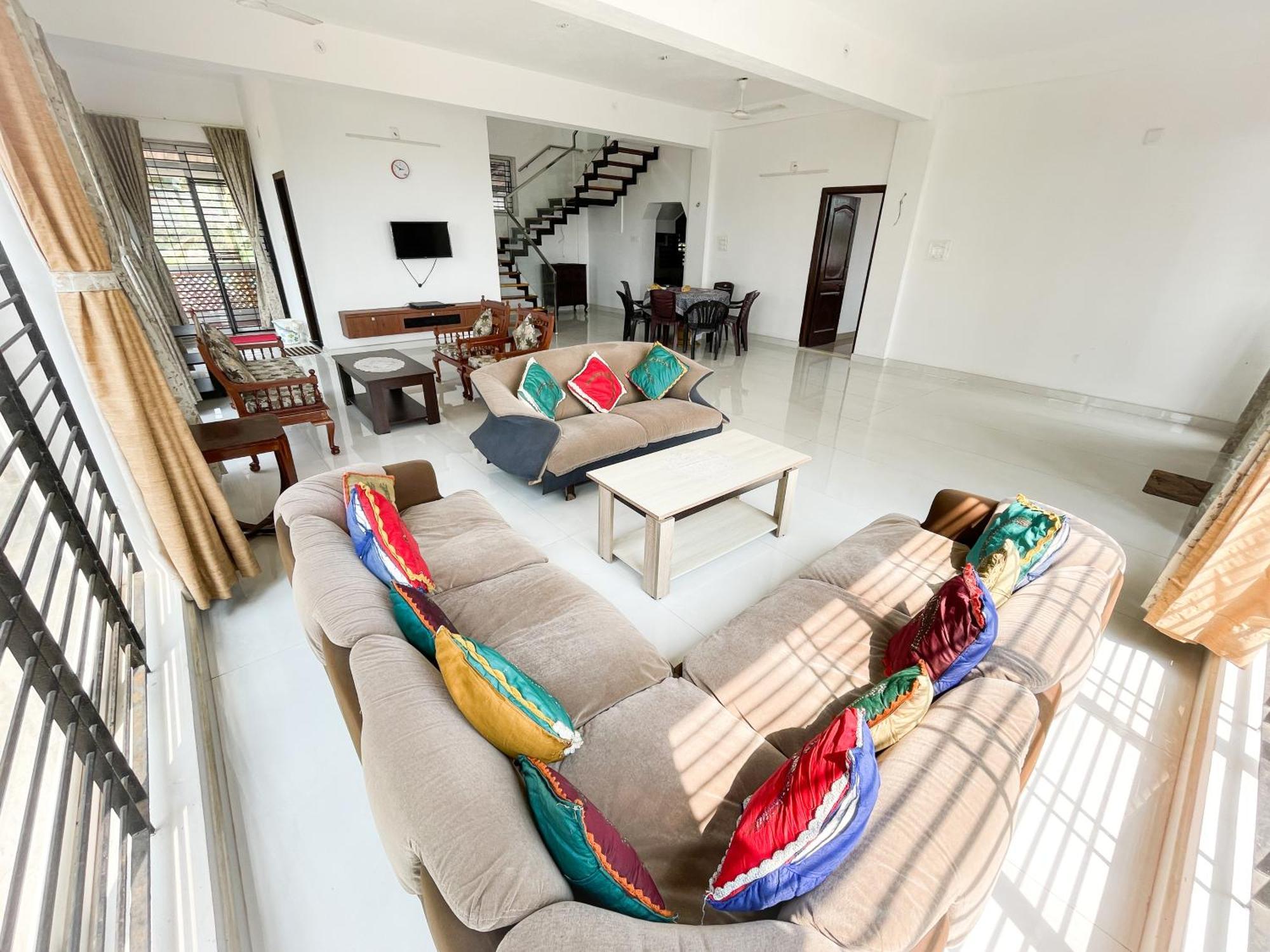 Villa Gintara Kalyanpur